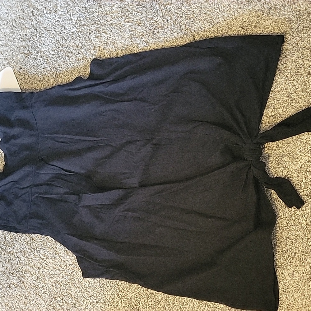 Fabletics Small Black Split Back Tank - Picture 3 of 3